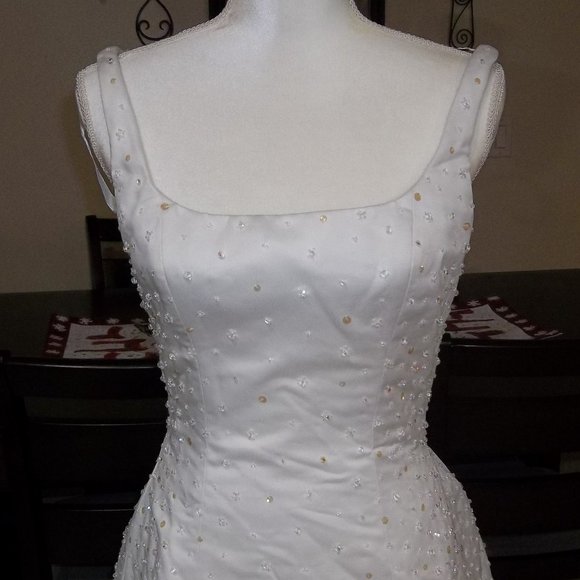 Rena Koh Bridal Wedding gown dress size 8 - Picture 3 of 5
